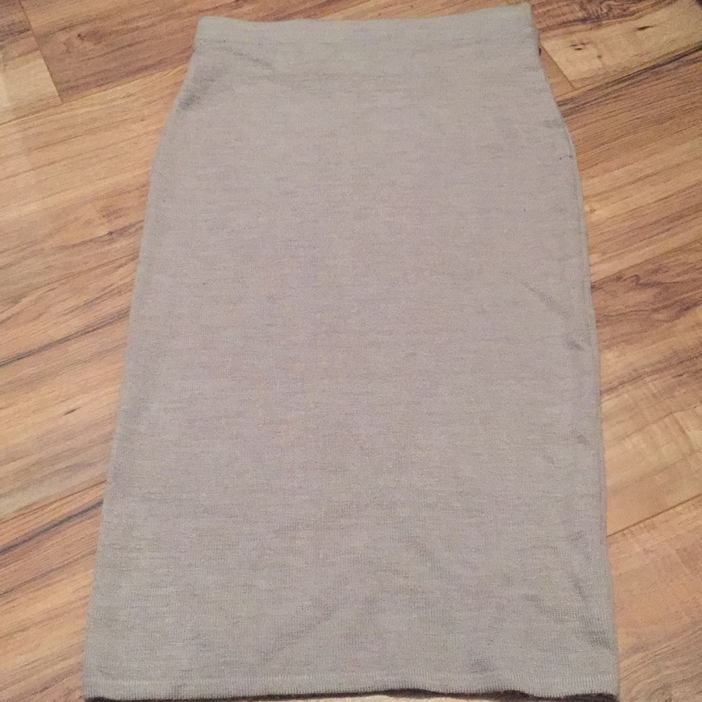 Forever 21 Grey Pencil Skirt